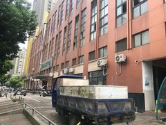-兰陵农贸市场(新世界花苑店)