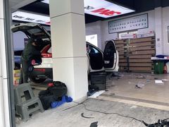 -能手汽车隔热膜旗舰店·3M贴膜体验中心