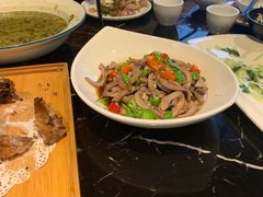 -丁老爷子苏香圆