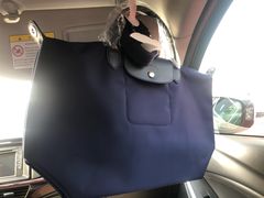 -Longchamp(佛罗伦萨小镇奥特莱斯店)