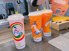 -奈雪的茶(亨特国际广场店)