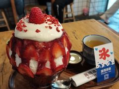 草莓生乳冰-WONDER ICE 萬得冰田(建設路总店)
