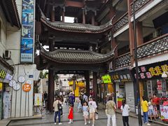 -南门头上美食街