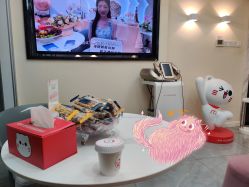 -咪咪专业脱毛连锁机构