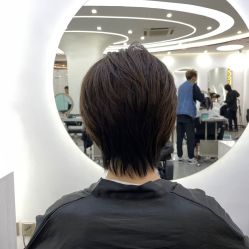 -MOVAN  HAIR莫凡匠人发型屋
