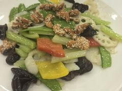 -粤盛海鲜平价店(洛溪食街店)