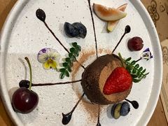 -Mark&Mars Restaurant