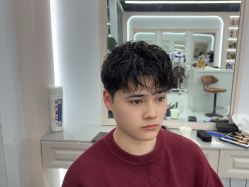 -尤司男士国潮理发馆
