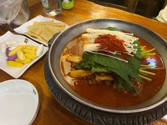 -喇喇排骨火锅·传统韩式脊骨汤(望京西园总店)