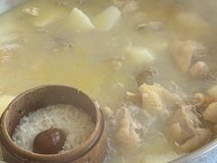 -朴小妹人参鸡汤火锅(长白山万达店)