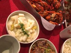 -龙巢盱眙龙虾·牛蛙·烧烤宵夜(八卦岭店)