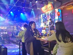 -喜鹊音乐酒馆(西街店)