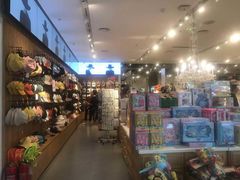 -纪念日百货(万达广场店)