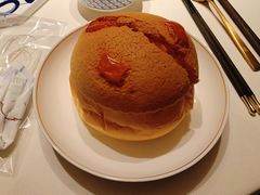 招牌菠萝包-炳胜私厨(万象前海店)