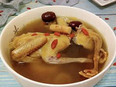鸽子汤-小金鬼·煎饺·鸽子汤