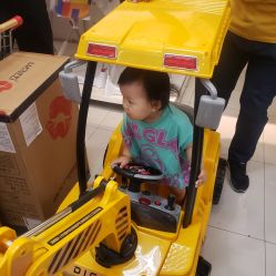-孩子王童乐园(青岛万达店)