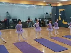 -港龙舞蹈·成人少儿舞蹈培训(深圳湾校区)