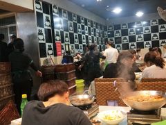 大堂-昱龙大盆牛蛙馆(三兴街总店)