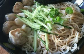 Sesame Sauce Noodles with Pork