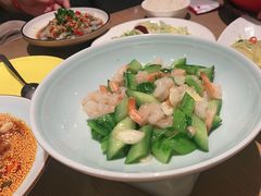 -渝信川菜 · 川味家常菜(财富购物中心店)