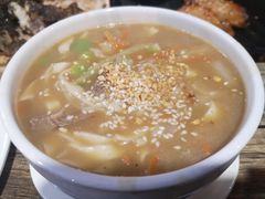 -郑享吃烧烤烩面(红专路店)