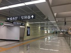 -铁西广场(地铁站)
