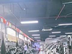 -星动力健身俱乐部(新塘店)