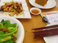 -一品美食城(石碣序伦小学店)