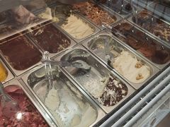 -VENCHI 闻绮(上海佛罗伦萨小镇店)