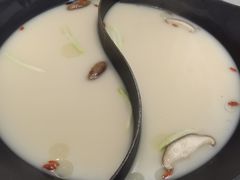 -新辣道鱼火锅(龙旗广场店)