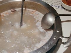 -马家斑.鲜鱼火锅(松湖万科店)