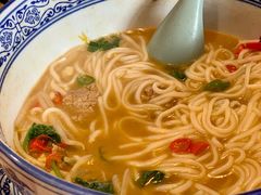 蒜爆牛肉汤粉-赣南粉局·江西小炒·锅气炒粉(巴黎春天店)
