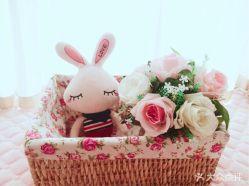 -爱美睫美甲会馆