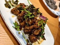 -头上红煨盐鸡·非遗院子餐厅