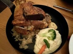 -LENBACH兰巴赫西餐啤酒坊(大连星海广场店)
