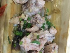 -胡须哥网红竹筒菜