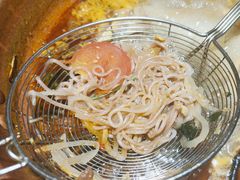 -洱火云南酸菜牛肉火锅(石景山当代商城店)