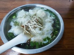 -小董骨汤馄饨店(通扬路店)