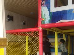 -迈德堡清真汉堡连锁(张家川店)