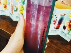 -星巴克(杭州西湖银泰1F店)