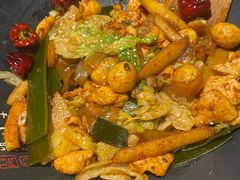 -风光老灶麻辣香锅(大成路翠微百货店)