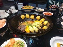 -鱼窝棚柴火铁锅炖(富山屯店)