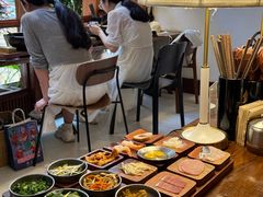 -银米·云南传统过桥米线(双廊黑金冠店)