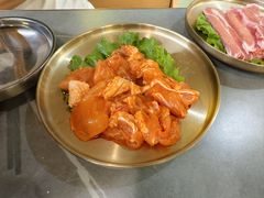 -围炉肉舍•炭烤活鳗•丹东海鲜烤肉(步行街店)