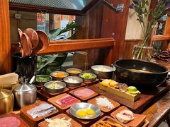 -银米·云南传统过桥米线(双廊黑金冠店)