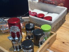 -一杯黔茶(西江千户苗寨古街店)