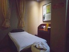 -莱蔻·圣灸堂·推拿艾灸(天山店)