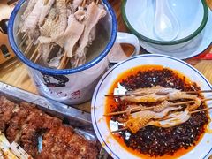 -黄小串·烤串海鲜涮牛肚(升龙广场店)