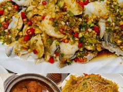 -香港新发烧腊茶餐厅(水围店)