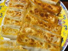 酸菜锅贴-七菜馆·东北菜·蒸饺(文体路店)
